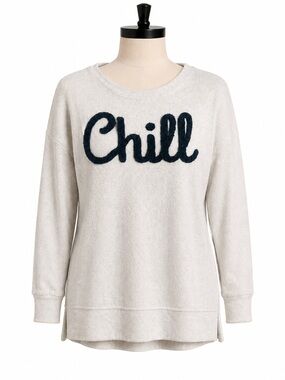 Royce Brand Chill Plush Graphic Pullover Sweatshirt Medium Ivory Soft Cozy